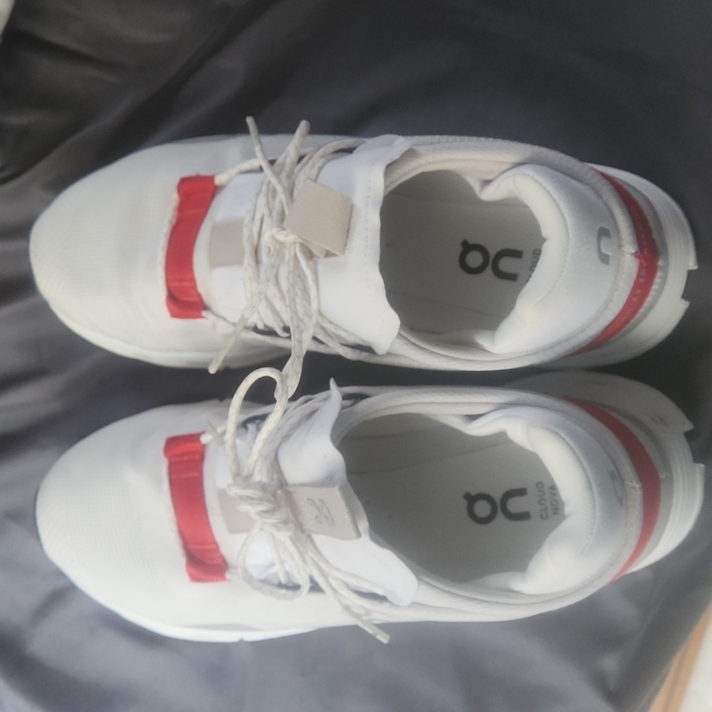 On Cloudnova Sneakers - Picture 5 of 7